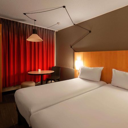 Ibis Cergy Pontoise Le Port Hotel Eksteriør billede