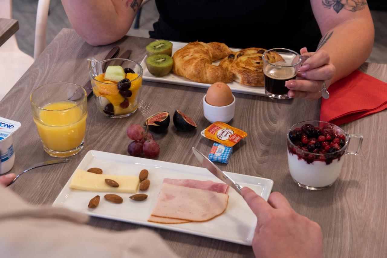 Ibis Cergy Pontoise Le Port Hotel Eksteriør billede