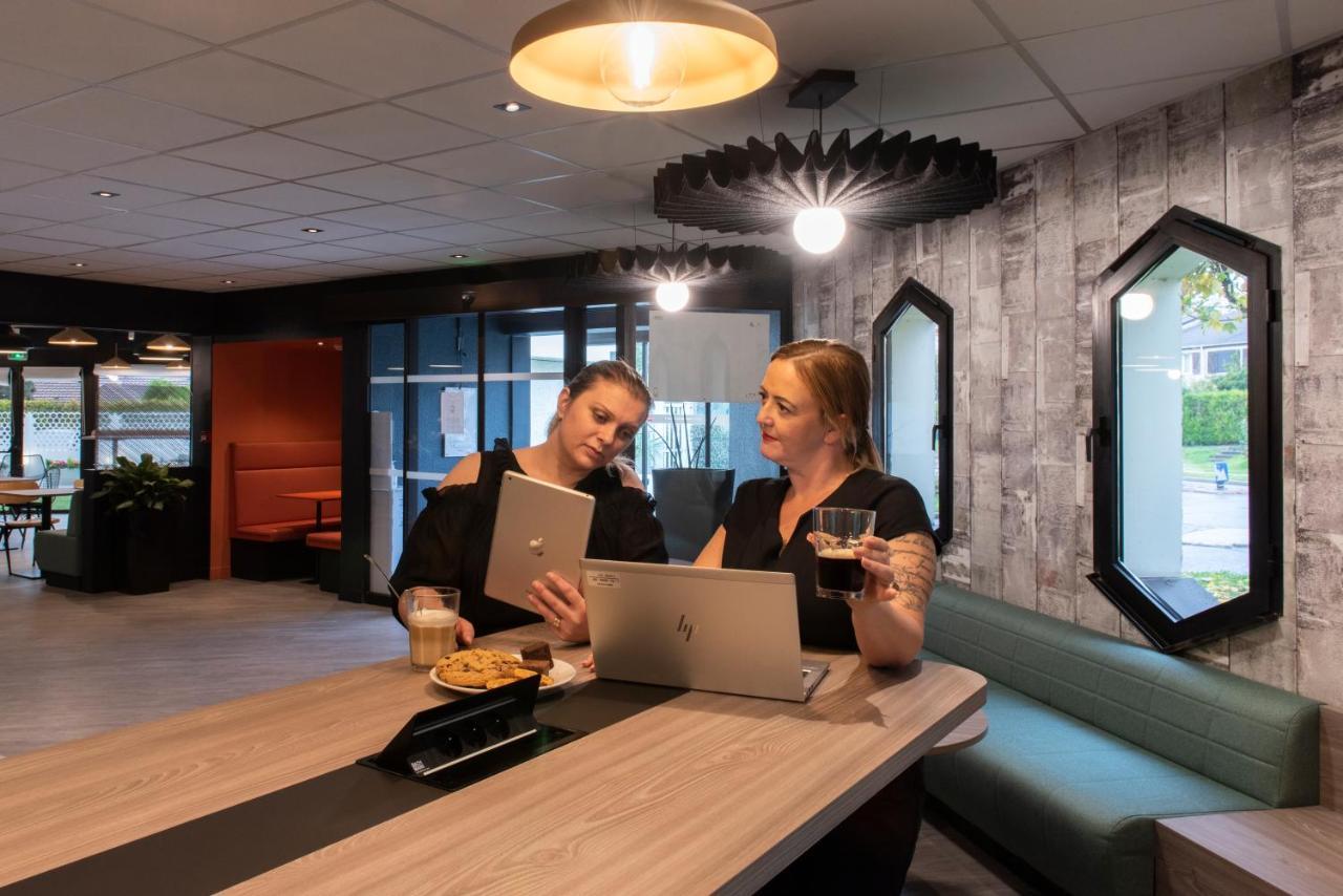 Ibis Cergy Pontoise Le Port Hotel Eksteriør billede