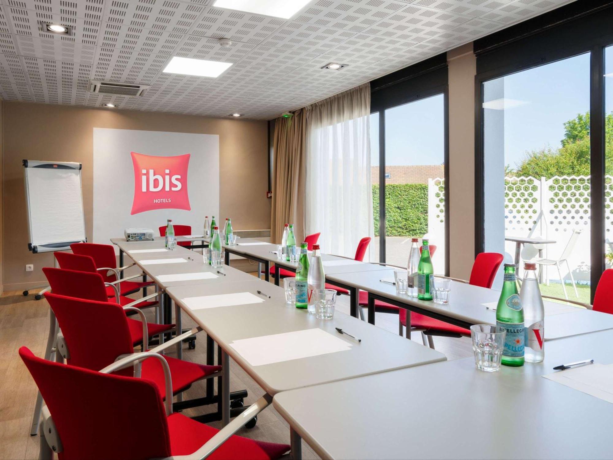 Ibis Cergy Pontoise Le Port Hotel Eksteriør billede