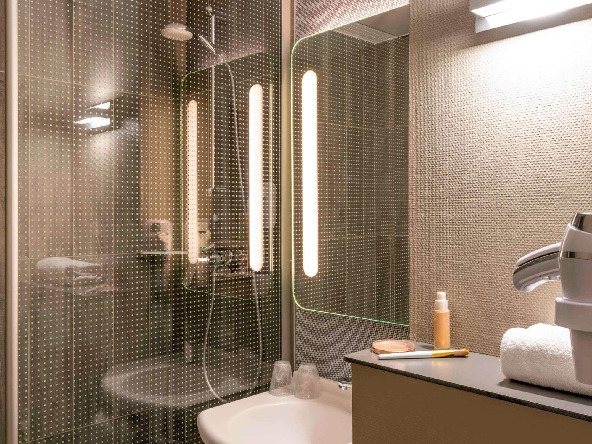Ibis Cergy Pontoise Le Port Hotel Eksteriør billede